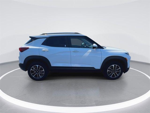 used 2024 Chevrolet TrailBlazer car, priced at $25,915