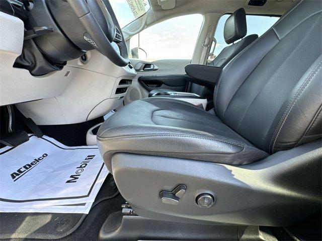 used 2022 Chrysler Pacifica car, priced at $26,875