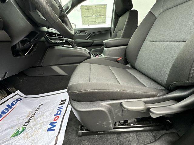 new 2025 Chevrolet Colorado car, priced at $32,999