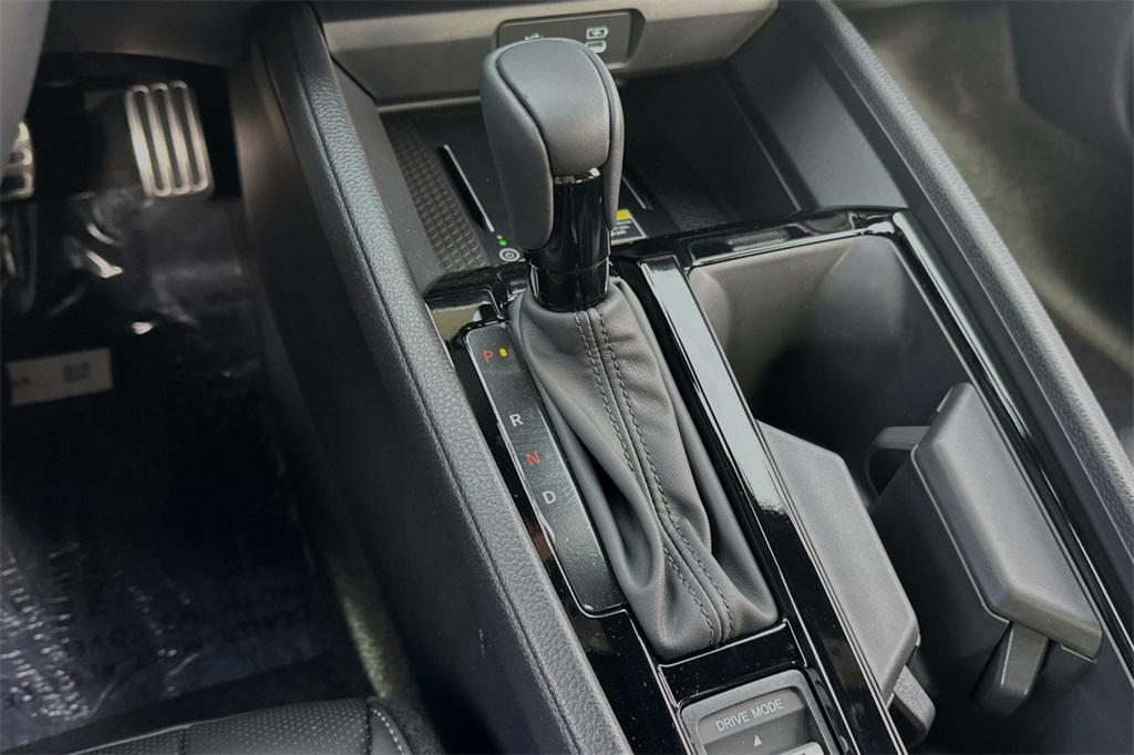 new 2025 Honda Accord Hybrid car, priced at $37,025