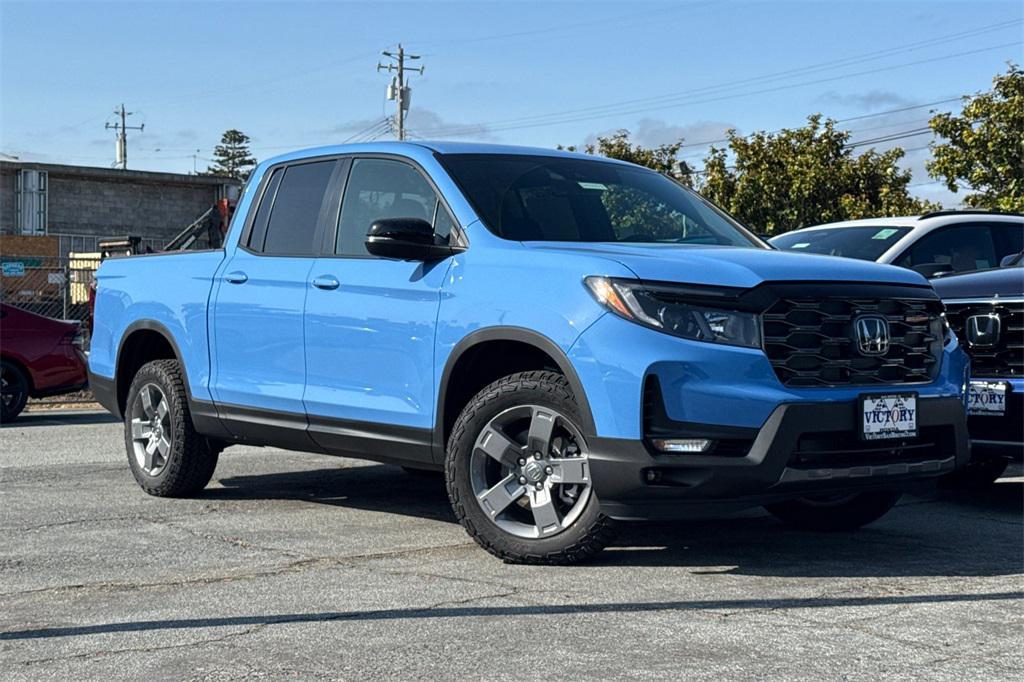new 2025 Honda Ridgeline car, priced at $47,285