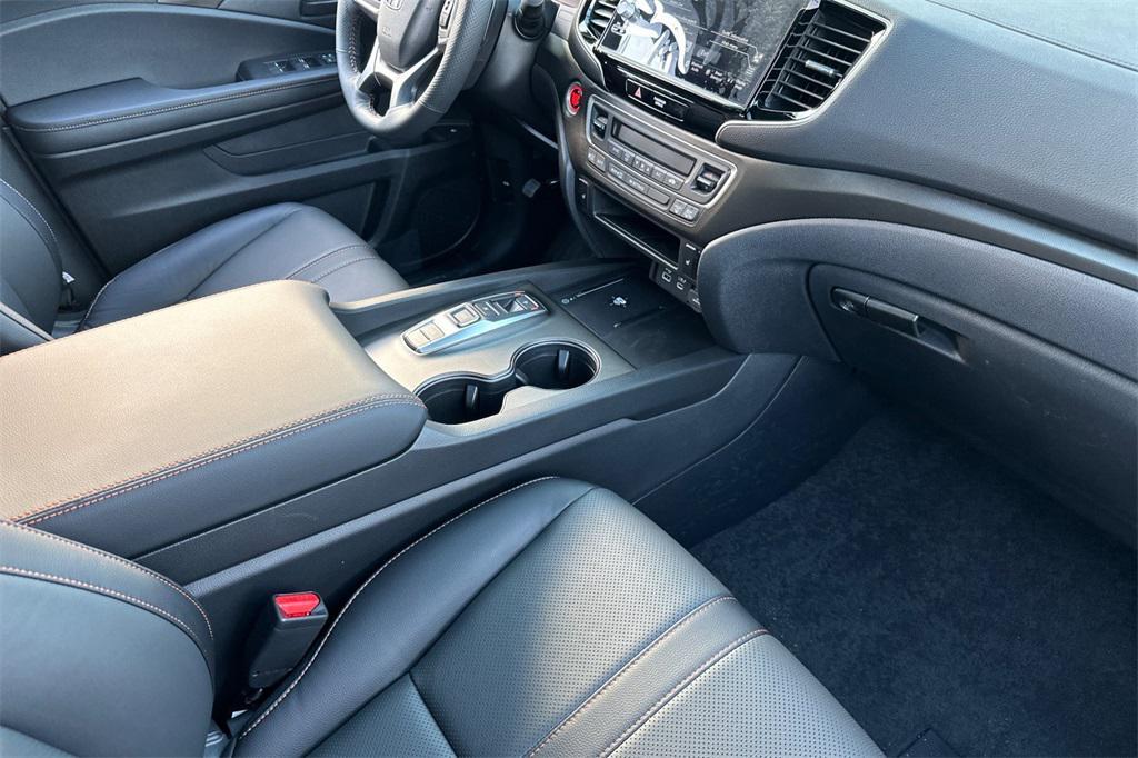 new 2025 Honda Ridgeline car, priced at $47,285
