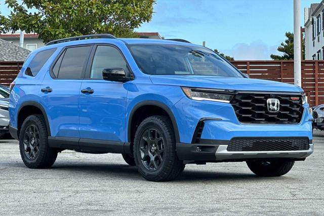 new 2025 Honda Pilot car, priced at $51,250