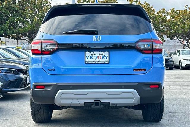 new 2025 Honda Pilot car, priced at $51,250