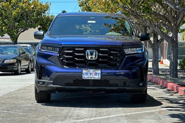 new 2025 Honda Pilot car, priced at $41,595