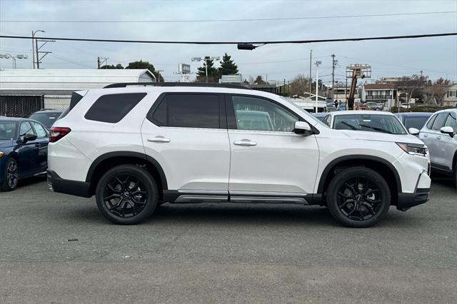 new 2025 Honda Pilot car, priced at $51,550