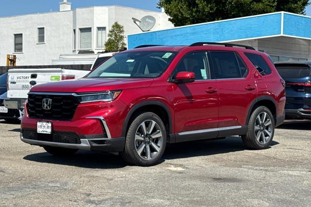 new 2025 Honda Pilot car, priced at $55,715