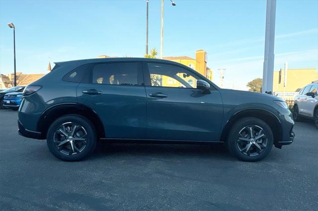 new 2025 Honda HR-V car, priced at $31,305