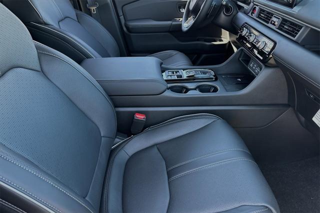 new 2025 Honda Pilot car, priced at $54,985