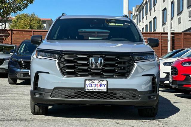 new 2025 Honda Pilot car, priced at $41,940