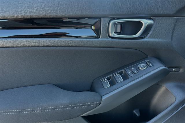 new 2025 Honda Civic Hybrid car, priced at $30,555