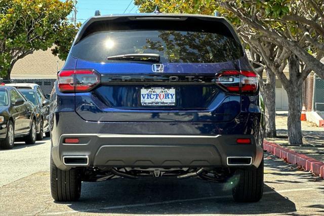 new 2025 Honda Pilot car, priced at $42,325