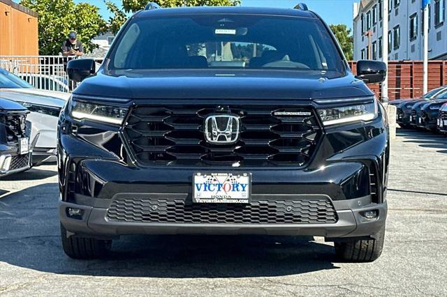 new 2025 Honda Pilot car, priced at $55,975