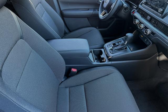new 2025 Honda CR-V car, priced at $31,950