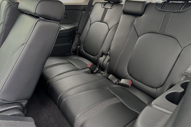 new 2025 Honda Pilot car, priced at $49,940