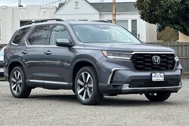 new 2025 Honda Pilot car, priced at $49,940