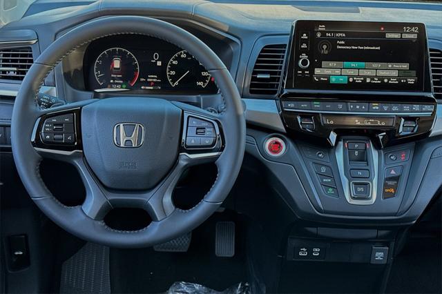 new 2025 Honda Odyssey car, priced at $44,125