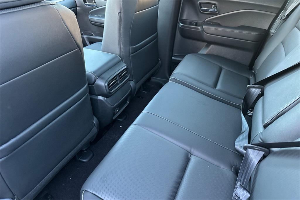 new 2025 Honda Ridgeline car, priced at $44,885