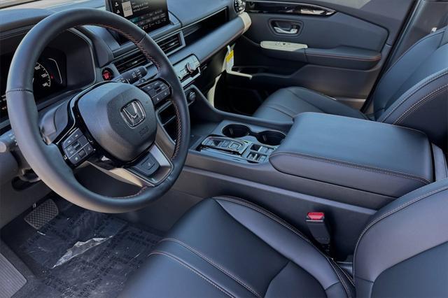 new 2025 Honda Pilot car, priced at $51,305