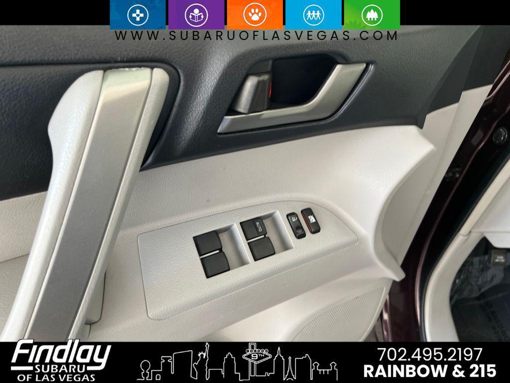 used 2013 Toyota Highlander car, priced at $15,971