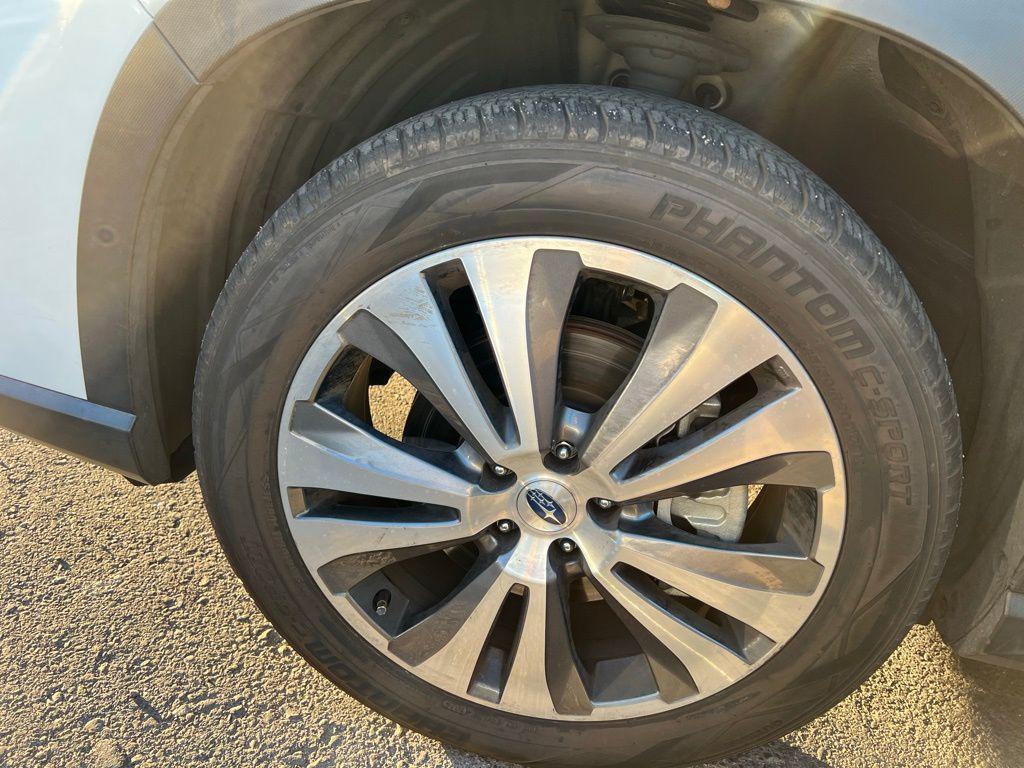 used 2022 Subaru Ascent car, priced at $32,412