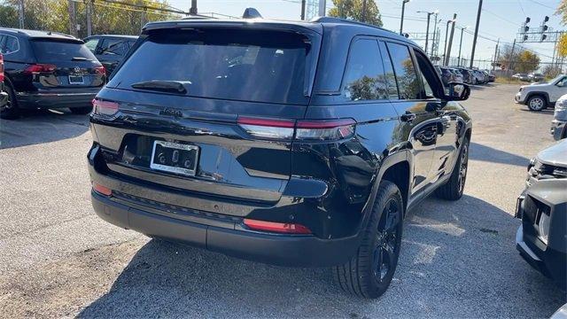 used 2023 Jeep Grand Cherokee car, priced at $26,000