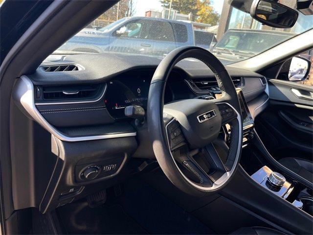 used 2023 Jeep Grand Cherokee car, priced at $26,000