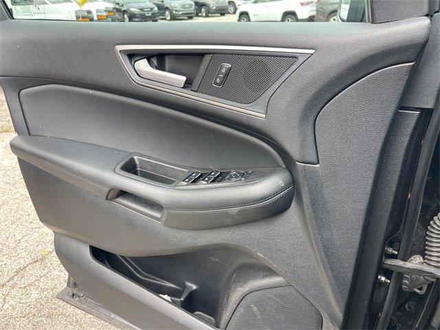 used 2024 Ford Edge car, priced at $25,000