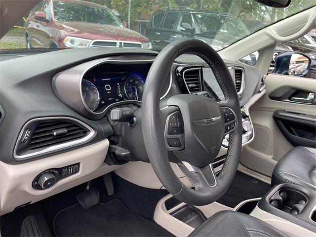 used 2022 Chrysler Pacifica car, priced at $21,300