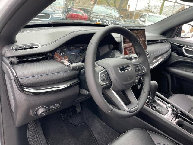 new 2025 Jeep Compass car, priced at $29,500