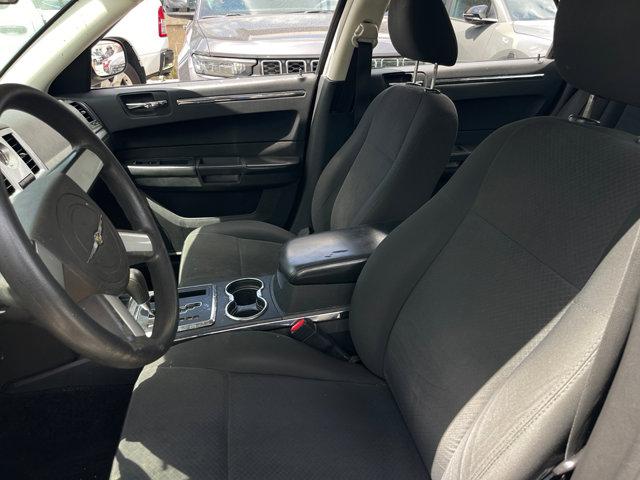 used 2009 Chrysler 300 car, priced at $4,995