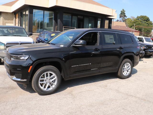 new 2024 Jeep Grand Cherokee L car, priced at $39,000