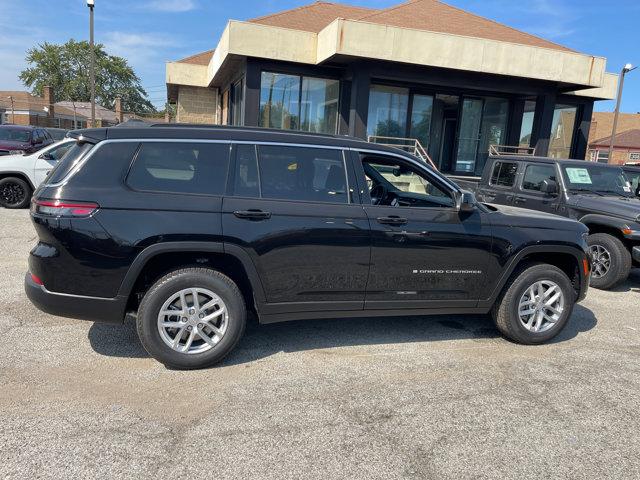 new 2024 Jeep Grand Cherokee L car, priced at $39,000