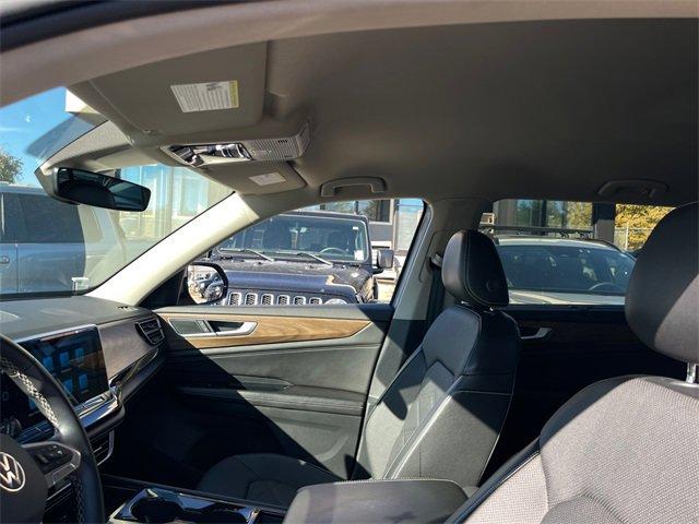 used 2024 Volkswagen Atlas car, priced at $28,000