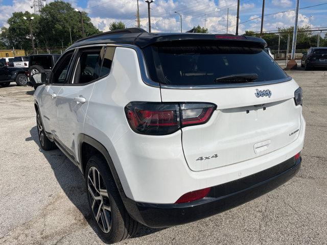 new 2024 Jeep Compass car, priced at $37,000