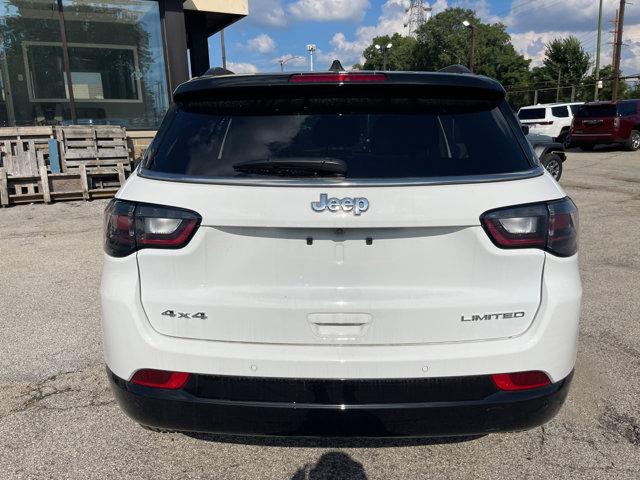 new 2024 Jeep Compass car, priced at $37,000