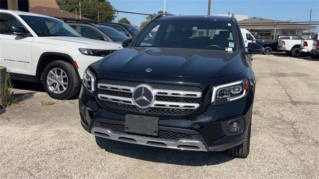 used 2023 Mercedes-Benz GLB 250 car, priced at $28,000