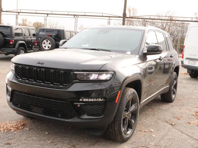 new 2025 Jeep Grand Cherokee car, priced at $50,500