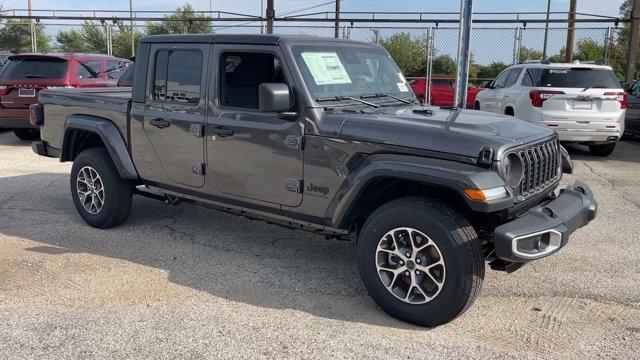 new 2024 Jeep Gladiator car, priced at $46,409