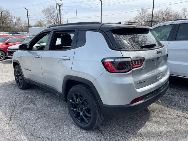 new 2024 Jeep Compass car, priced at $32,000