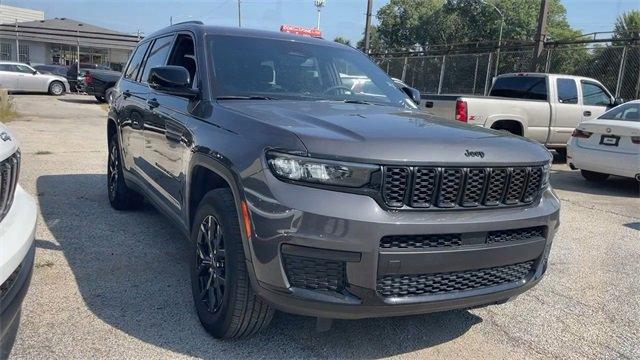 used 2024 Jeep Grand Cherokee L car