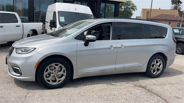 used 2023 Chrysler Pacifica car, priced at $28,000