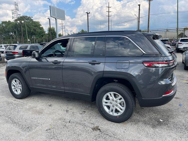 new 2024 Jeep Grand Cherokee car, priced at $37,600