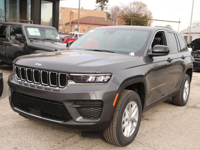 new 2025 Jeep Grand Cherokee car, priced at $37,500