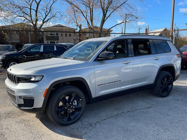 new 2024 Jeep Grand Cherokee L car, priced at $49,112