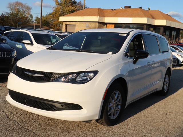 new 2025 Chrysler Voyager car, priced at $39,300