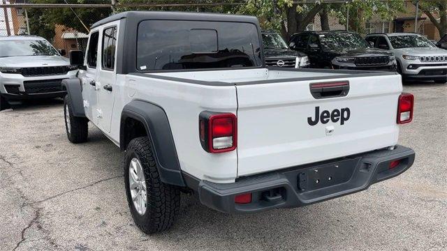 used 2023 Jeep Gladiator car, priced at $30,000