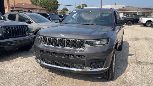new 2025 Jeep Grand Cherokee L car, priced at $40,000