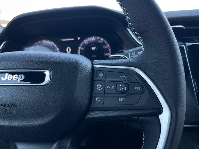 new 2025 Jeep Grand Cherokee car, priced at $41,250