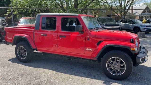 used 2023 Jeep Gladiator car, priced at $36,600